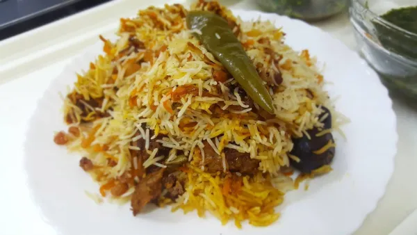 مطبخ  و مطعم حضرموت