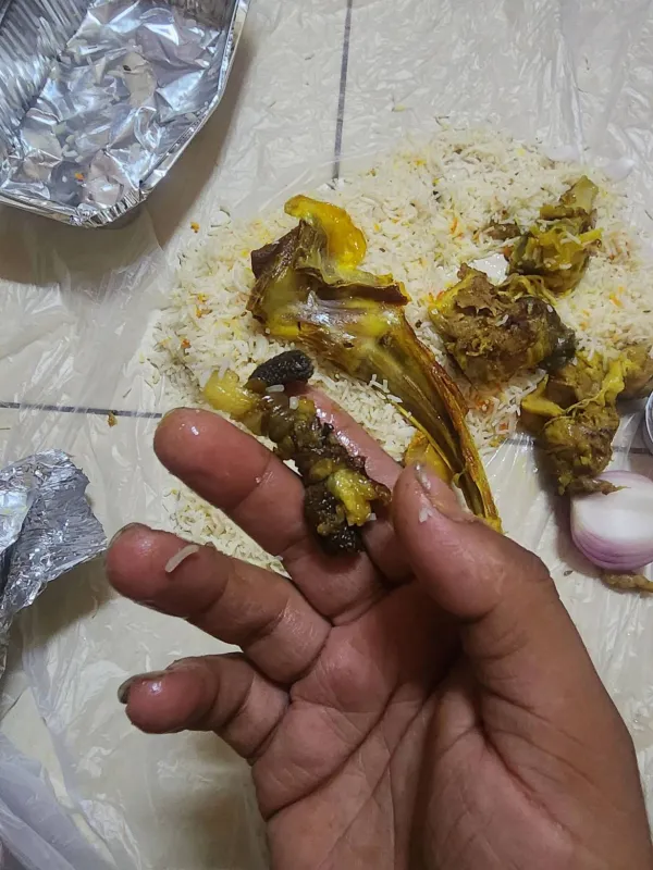 مطبخ  و مطعم حضرموت