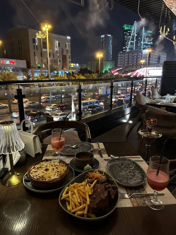 بلكونة ٩٩