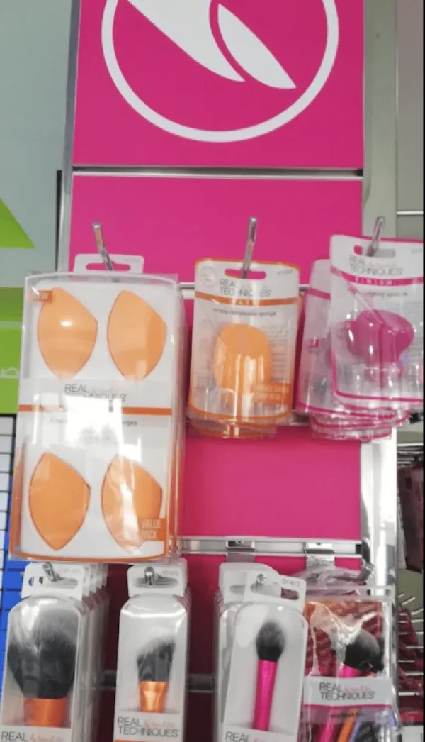 نورا