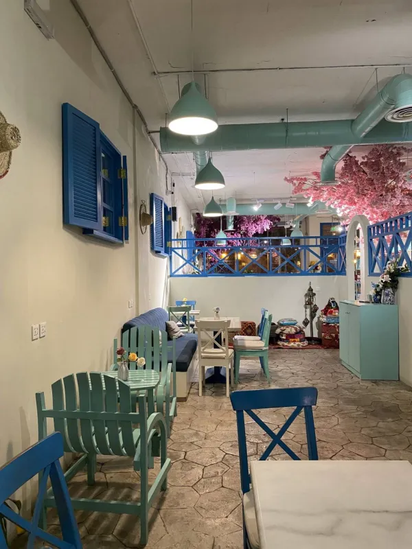 Hampila Cafe هامبيلا