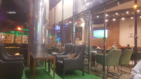 الفنجان الأول