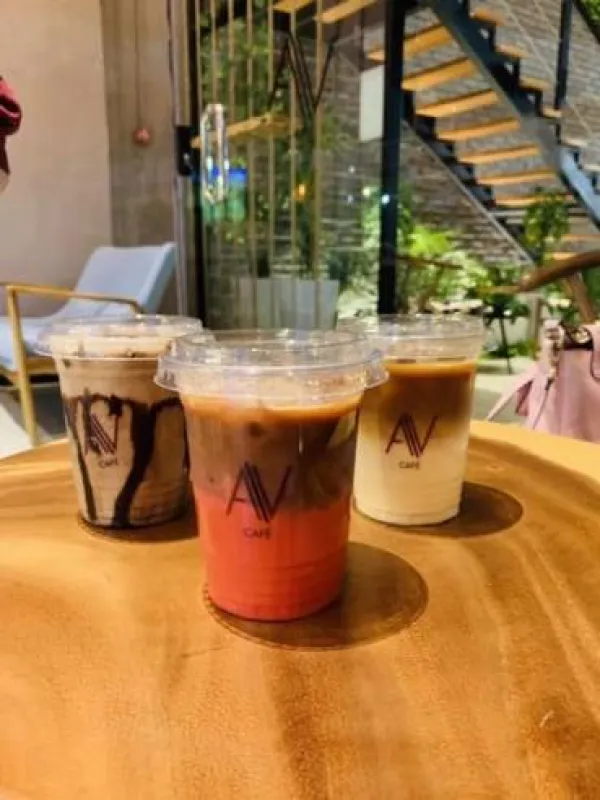 Average Cafe